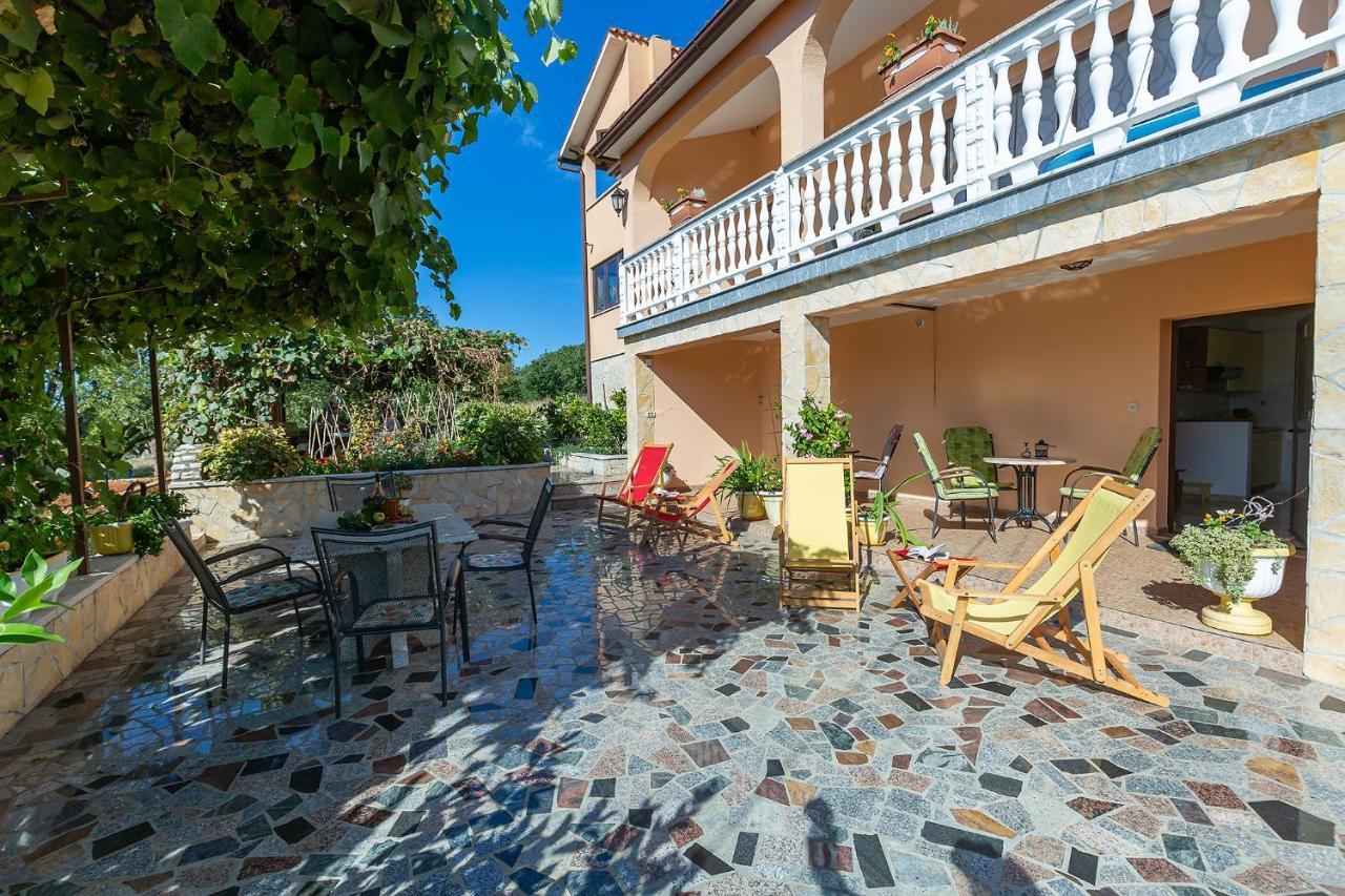 Apartments Alice Green Oasis - Пореч Экстерьер фото