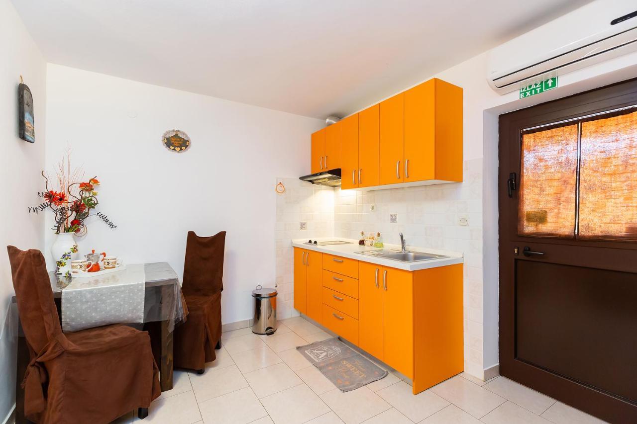 Apartments Alice Green Oasis - Пореч Экстерьер фото